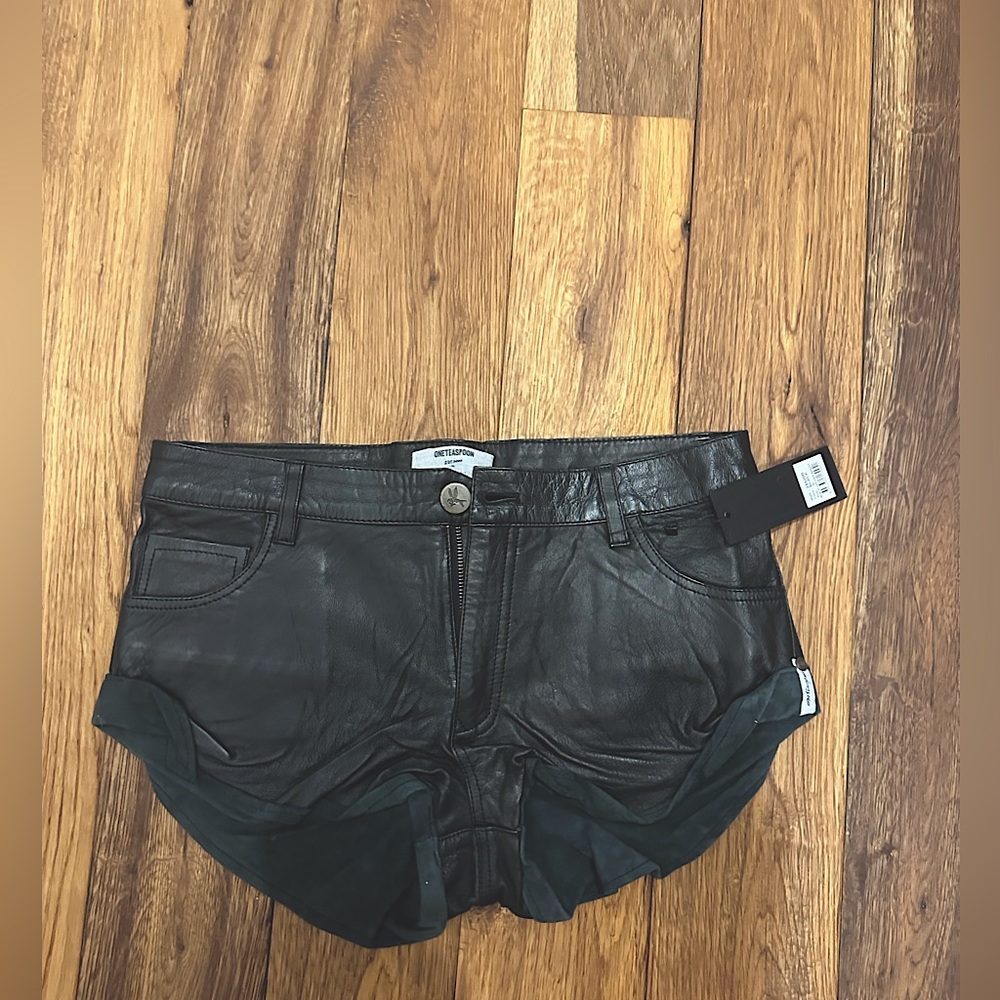 one teaspoon black leather bandits shorts